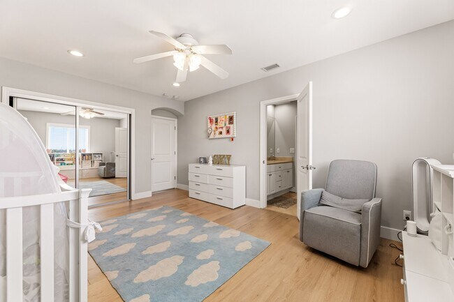 Building Photo - 1832 11th St