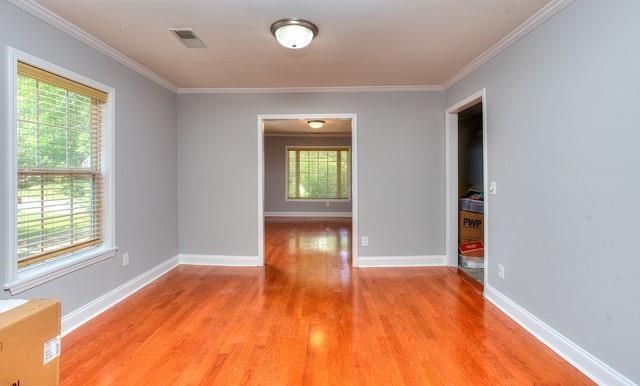 Building Photo - 831 Tanner Dr