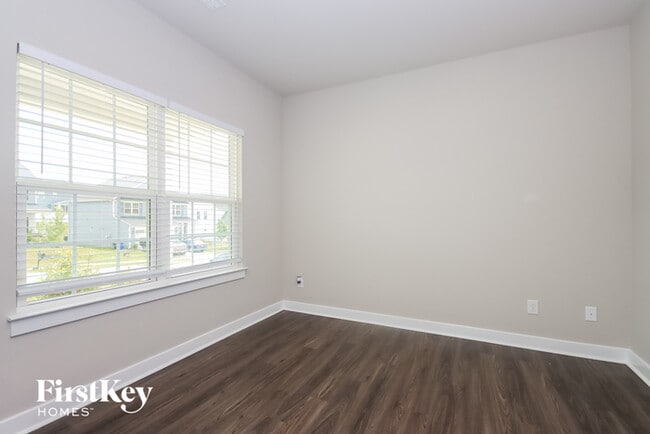 Building Photo - 1614 Tundra Ln
