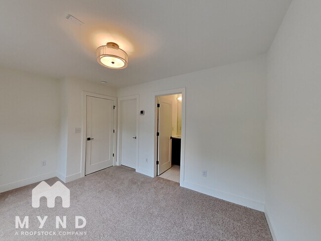 Building Photo - 1548 Millwood Pl