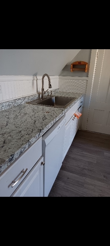 Building Photo - 375 Central St