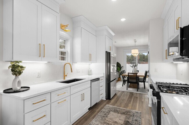 Building Photo - 113 ARBOR RIDGE CIR