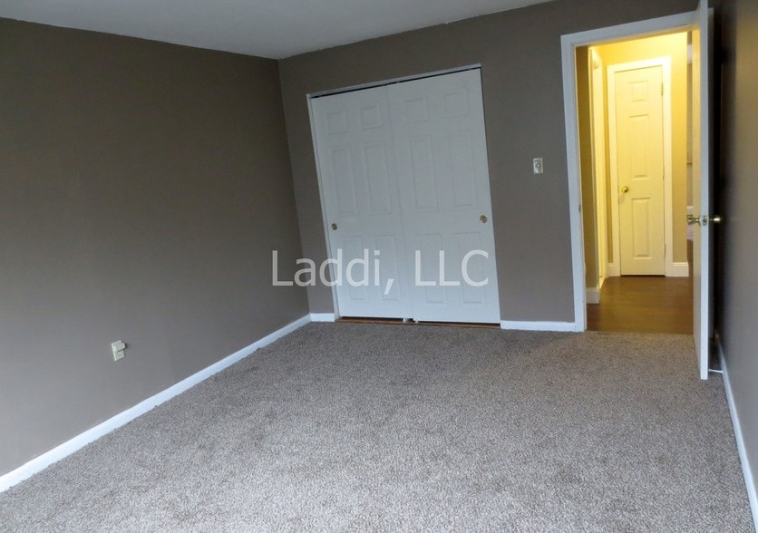 Bedroom - 5 Fernview Ave