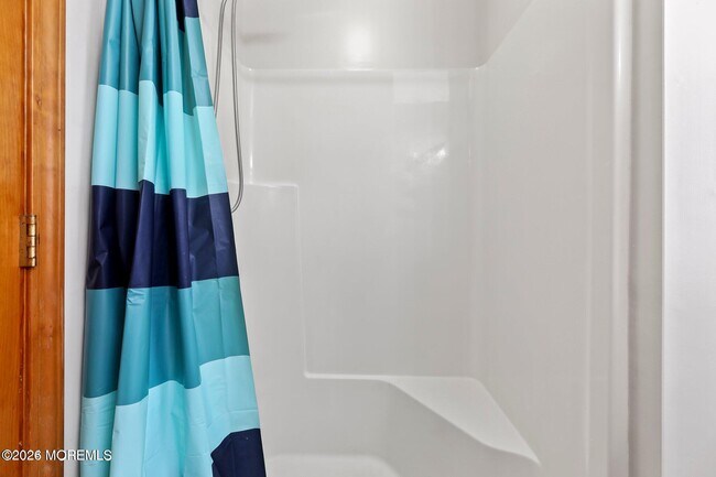 Building Photo - 1244 Whitesville Rd