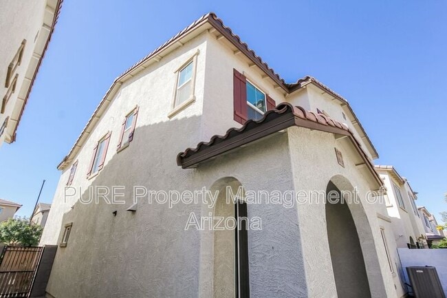 Building Photo - 852 W Park Ave