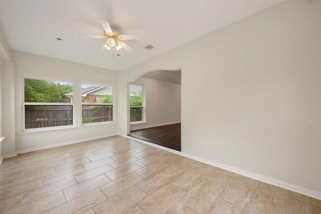 Building Photo - 8113 Campeche Bay Pl