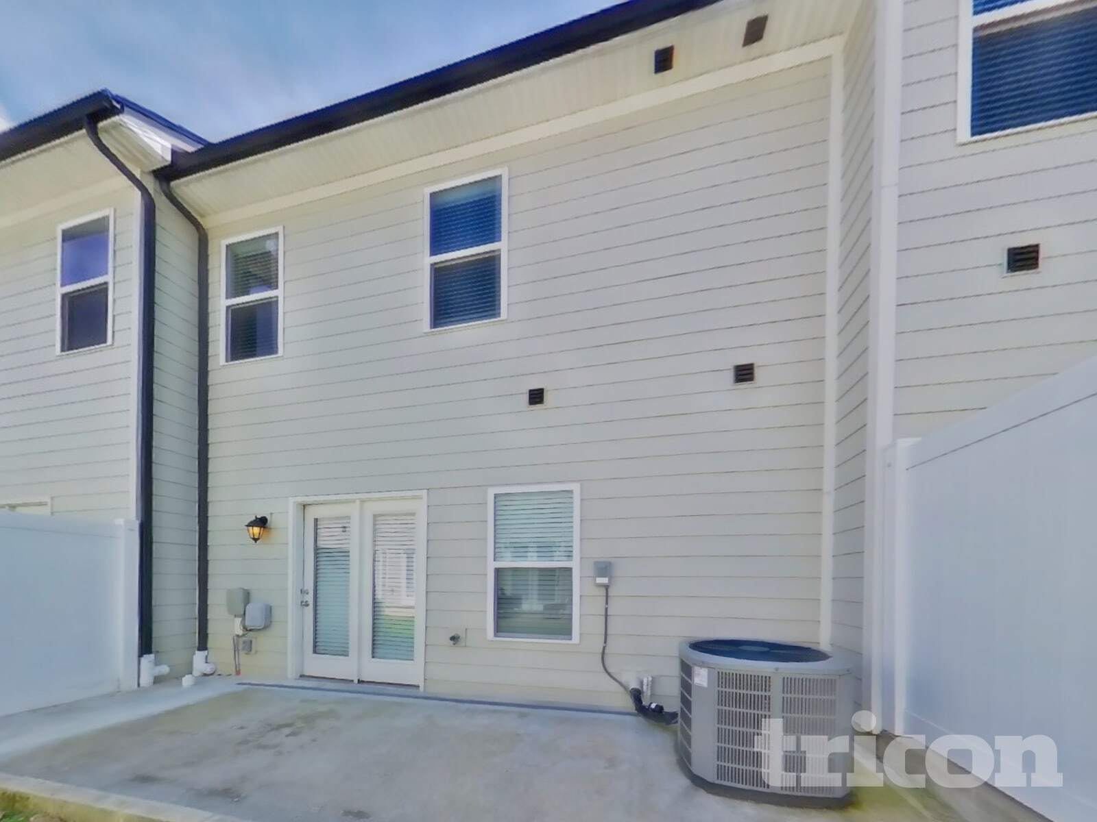 Building Photo - 404 Riverwood Ct