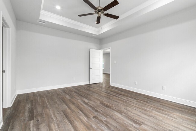 Building Photo - 13407 Shoshoney Cir
