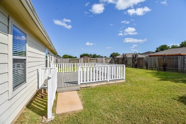 Building Photo - 6902 Manor Terrace Ln