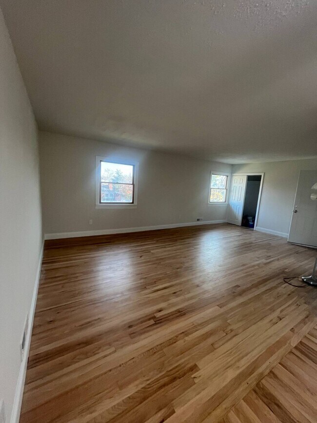 Building Photo - 274 Wilder Ave