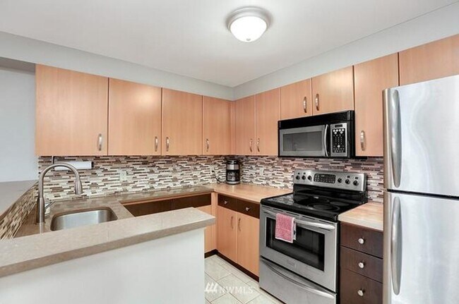 Building Photo - 1Bd/1Ba Seattle Condo
