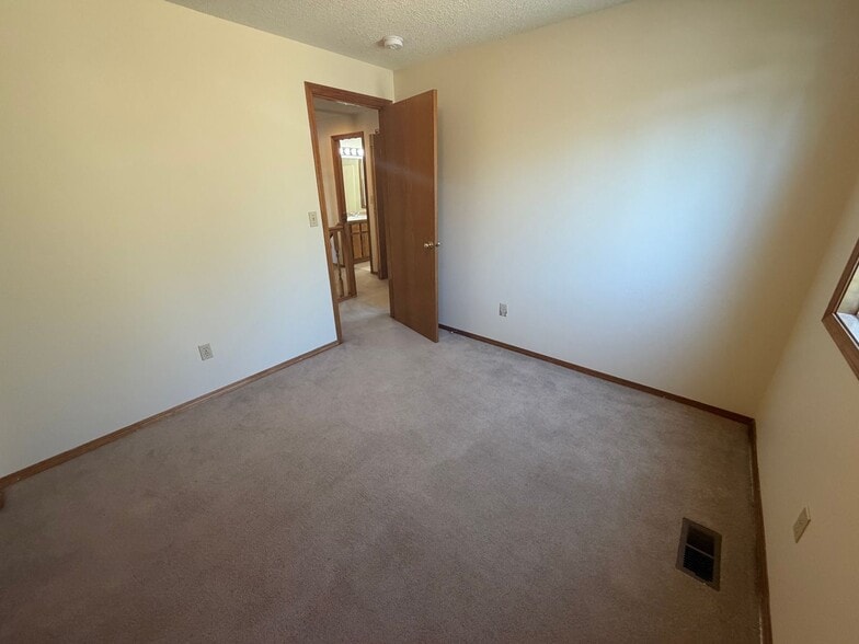 Building Photo - 7095 SW 99th Pl