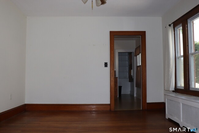 Building Photo - 60 Nesbit Ave
