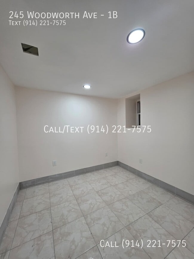 Building Photo - 245 Woodworth Ave