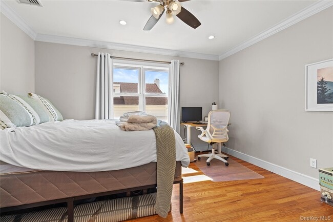 Building Photo - 175 Roosevelt Blvd