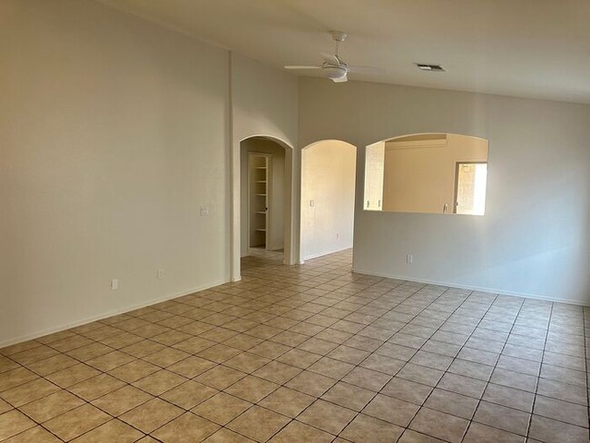 Building Photo - Home is located in Parkwood Ranch