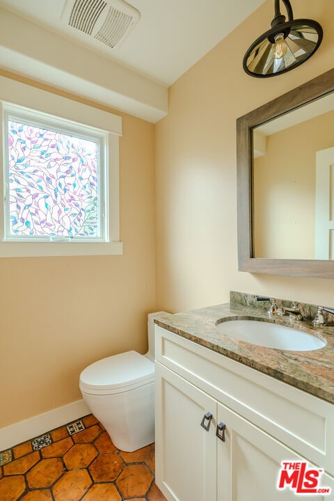 Building Photo - 5903 Tellefson Rd