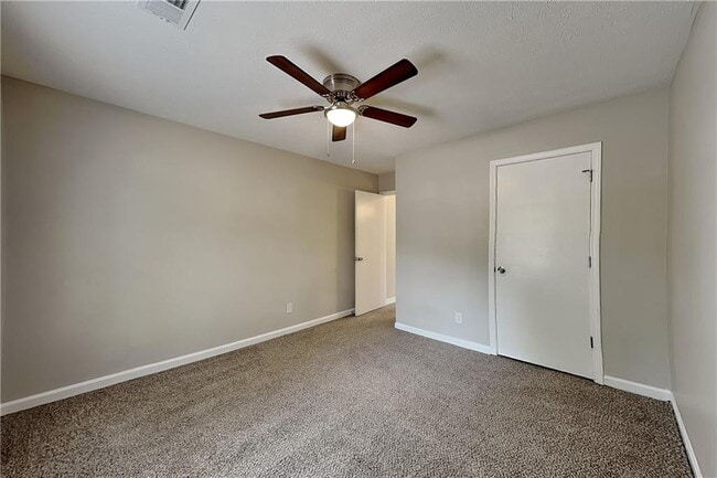 Building Photo - 1430 Steve Ct