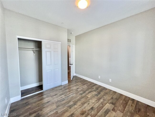 Building Photo - 8418 Classique Ave