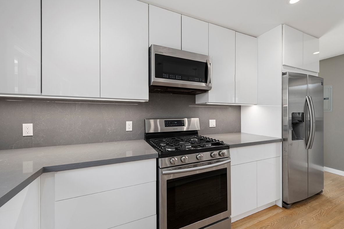 Kitchen - 944 Bruno St