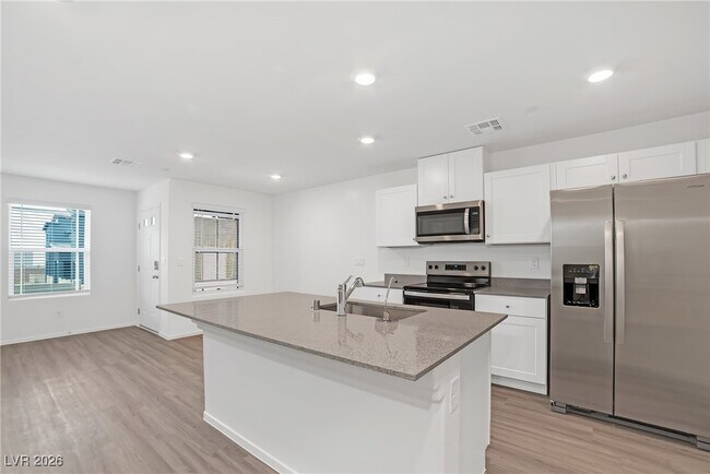 Building Photo - 3764 Sonrisa Vis Ave