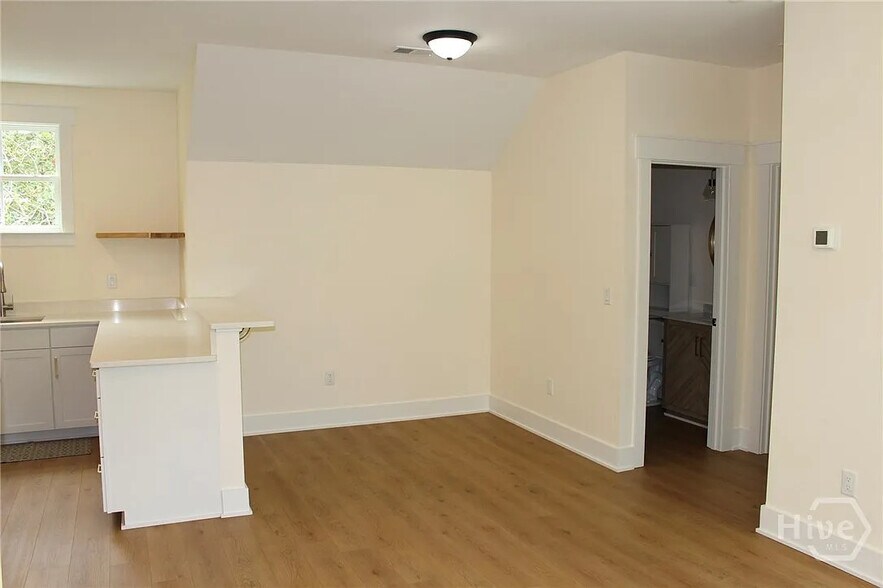 Building Photo - 17 Abraham Rd