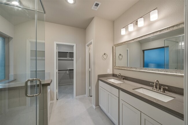 Building Photo - 17435 Vino Vines Ln