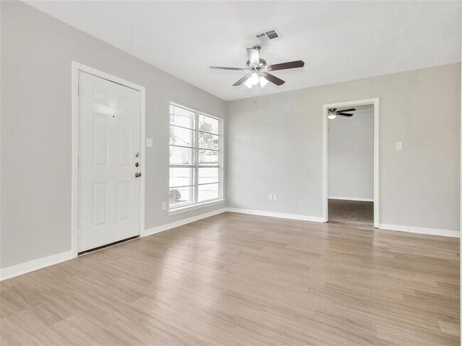 Building Photo - 234 Overbluff St