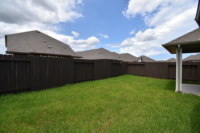 Building Photo - 8930 Field Daisy Ct