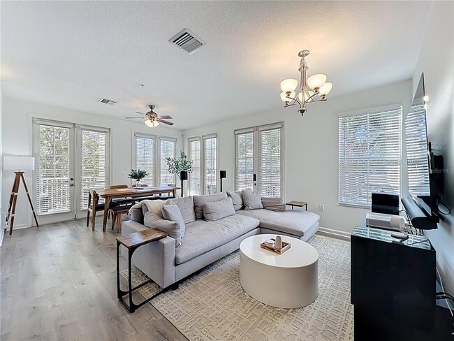 Building Photo - 2315 Upper Park Rd