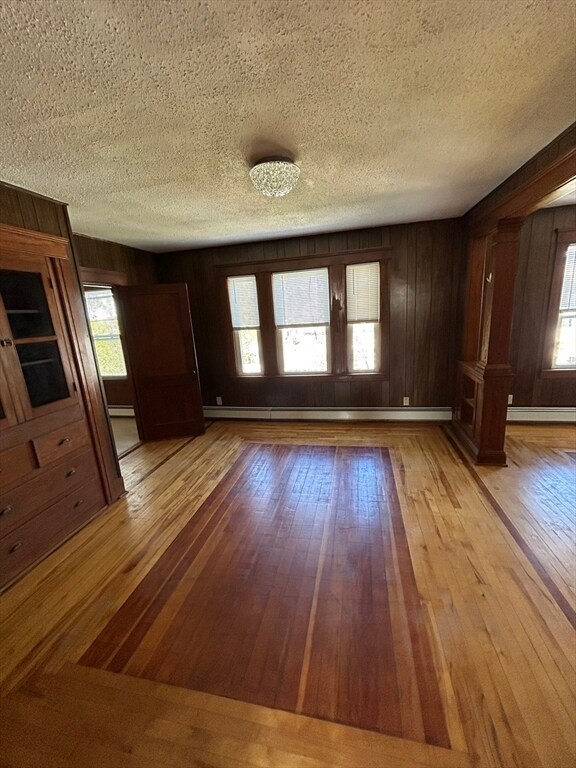 Building Photo - 24 Joyce St