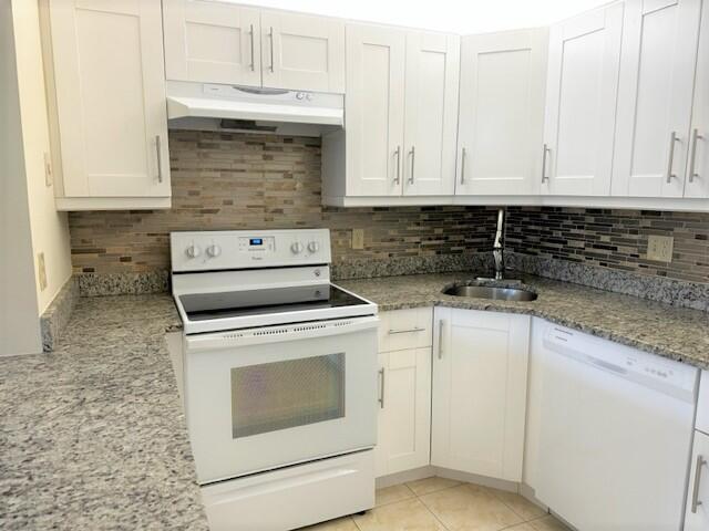 Building Photo - 441 Pine Glen Ln