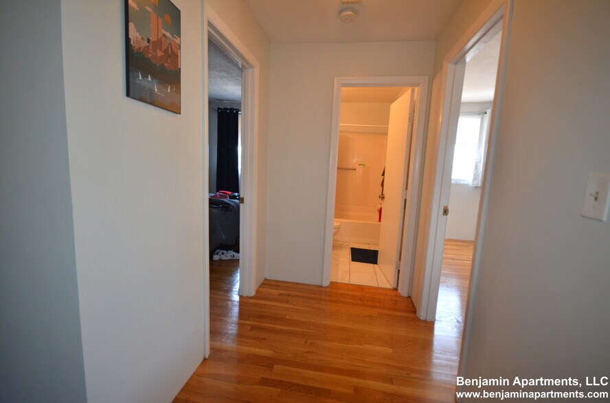 Building Photo - 385 Dorchester St