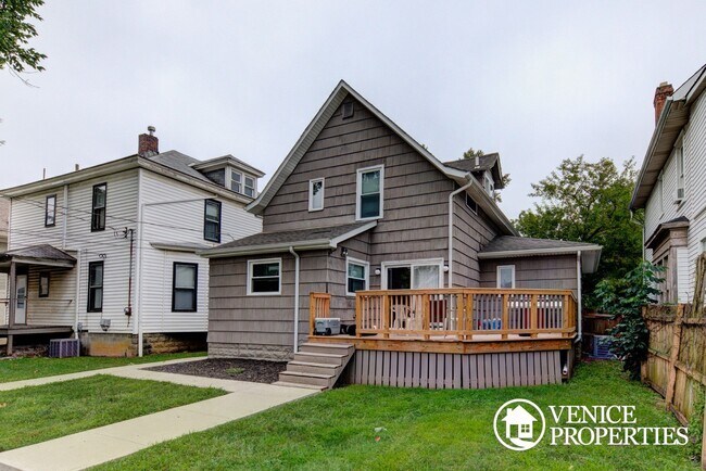 Building Photo - 4 Bedroom on OSU Campus