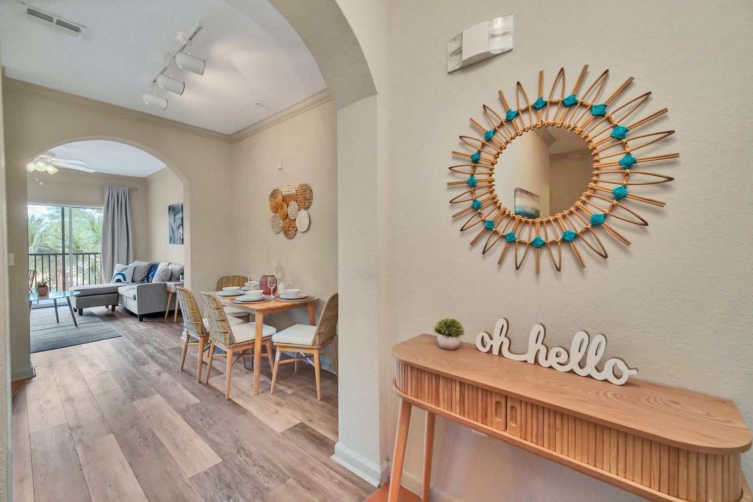 Building Photo - 14200 Avalon Rd