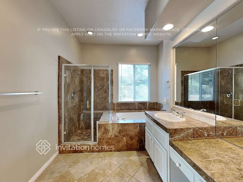 Building Photo - 28315 Hidden Hills Dr