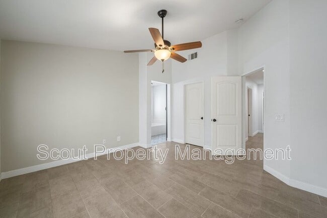 Building Photo - 36052 Breman Ct