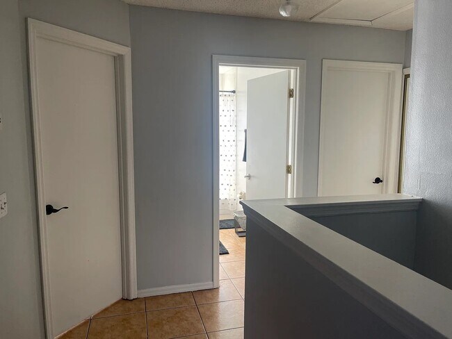 Building Photo - 9972 Dean Oaks Ct