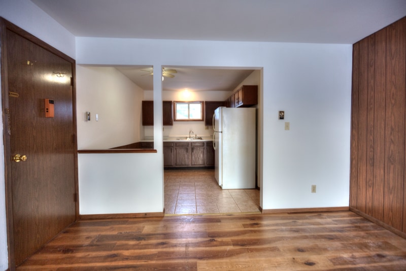 Building Photo - 421 S Suffolk St