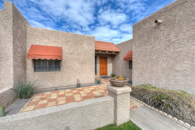 front porch - 8428 E Malcomb Dr