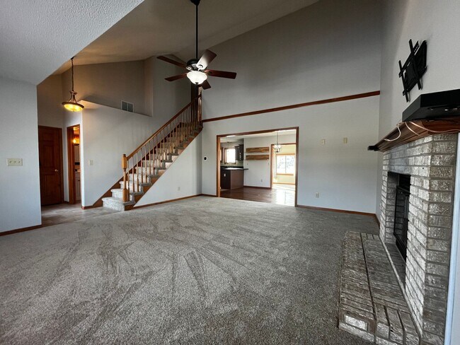 Building Photo - Home for Rent by Capital Property Management