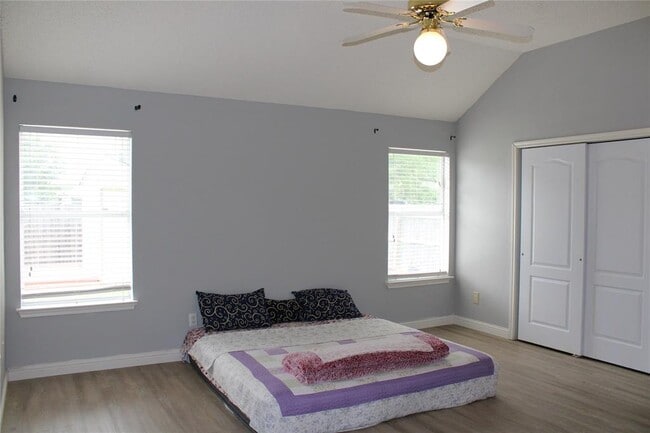 Building Photo - 16205 Glorious Ln