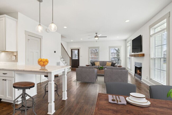 Building Photo - Single-family home for rent in The Nations