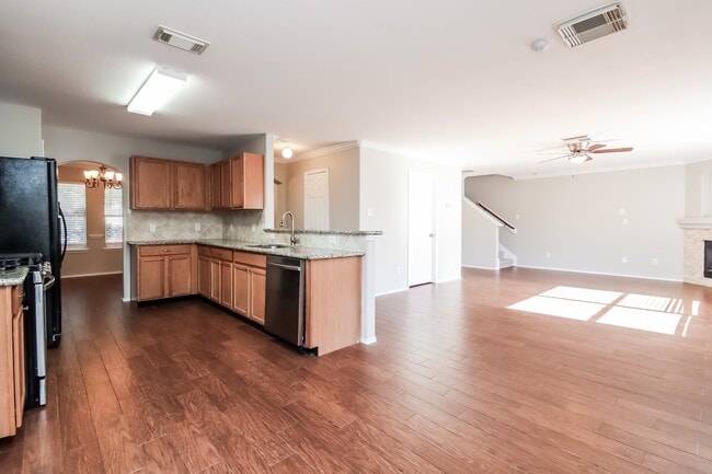 Building Photo - 12902 Trail Hollow Ct