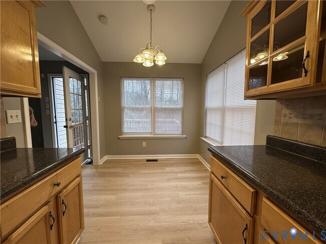 Building Photo - 3000 Ramsey Dr