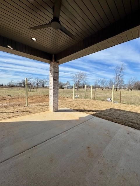 Building Photo - 1700 Jensen Ave