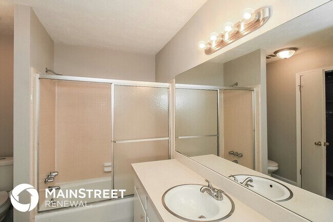 Building Photo - 3103 Skyland Dr