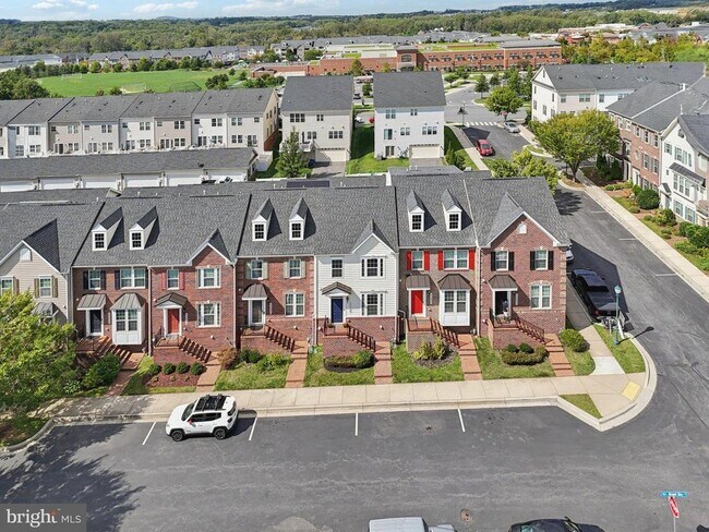 Building Photo - 22448 Bright Sky Dr