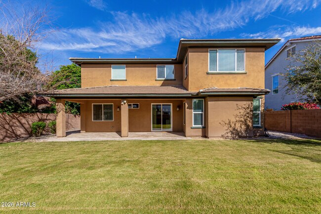 Building Photo - 3751 E Palo Verde St