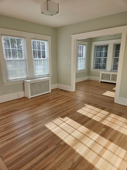 Building Photo - 15A Starkey Ave
